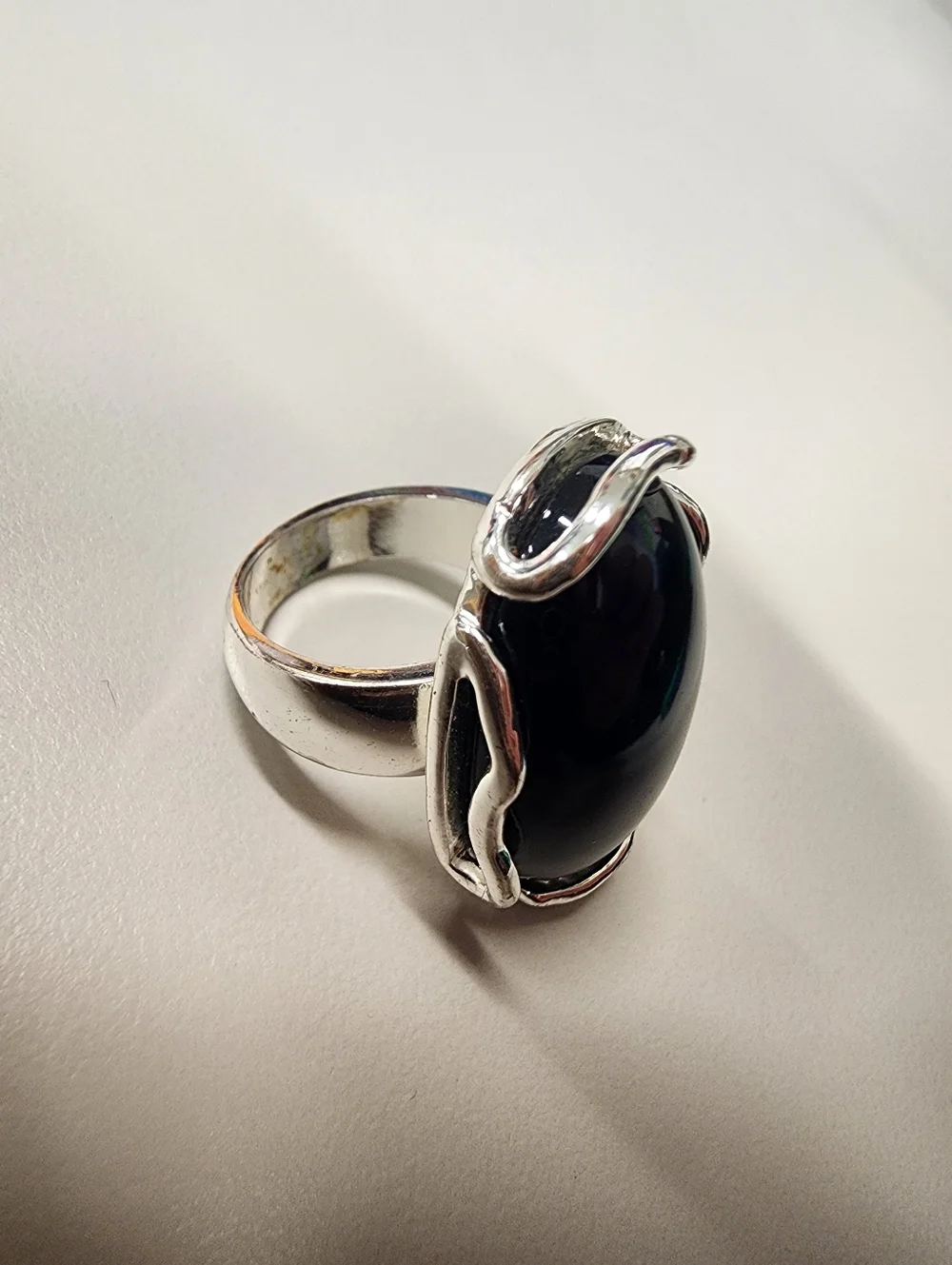 Large Oval Black Acrylic Resin Statement Ring Silver-Tone Wide Metal Band Sz 6.5